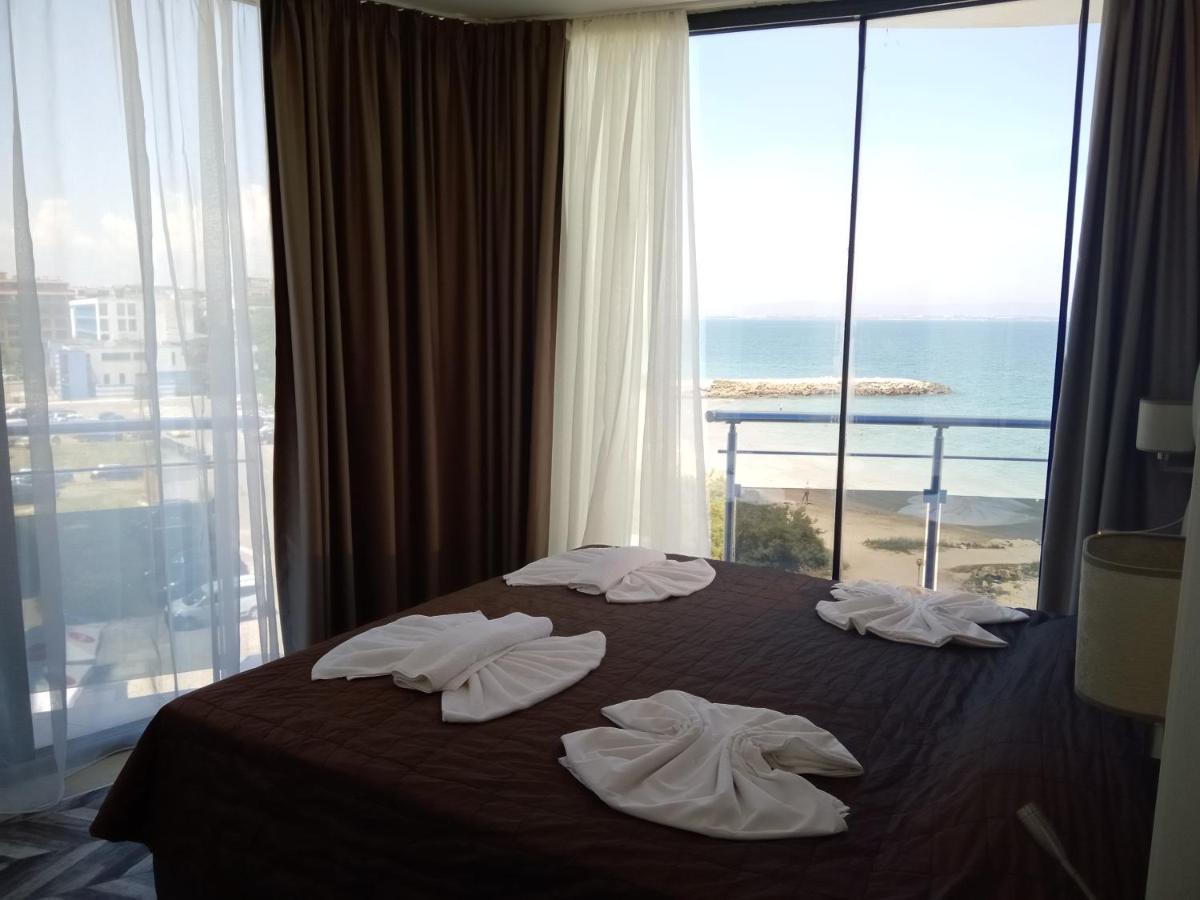 Sea View Triple S B Appartamento Pomorie Esterno foto