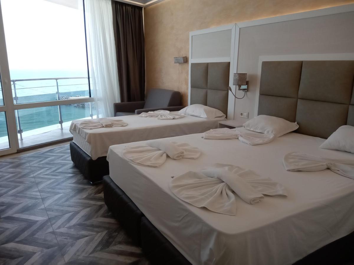 Sea View Triple S B Appartamento Pomorie Esterno foto