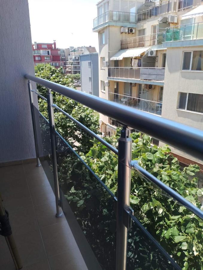 Sea View Triple S B Appartamento Pomorie Esterno foto